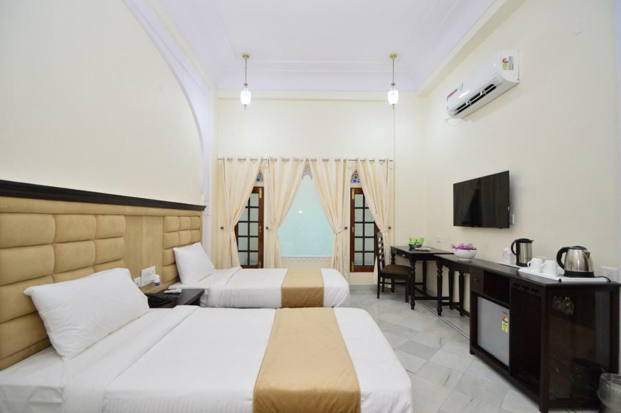 Hotel Aaram Baagh Agra By Pachar Group 4*