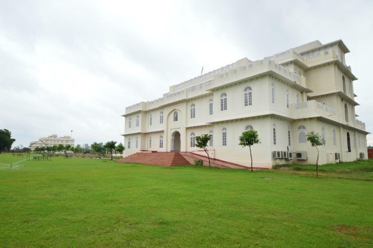 Aaram Baagh Agra By Pachar Group Hotel