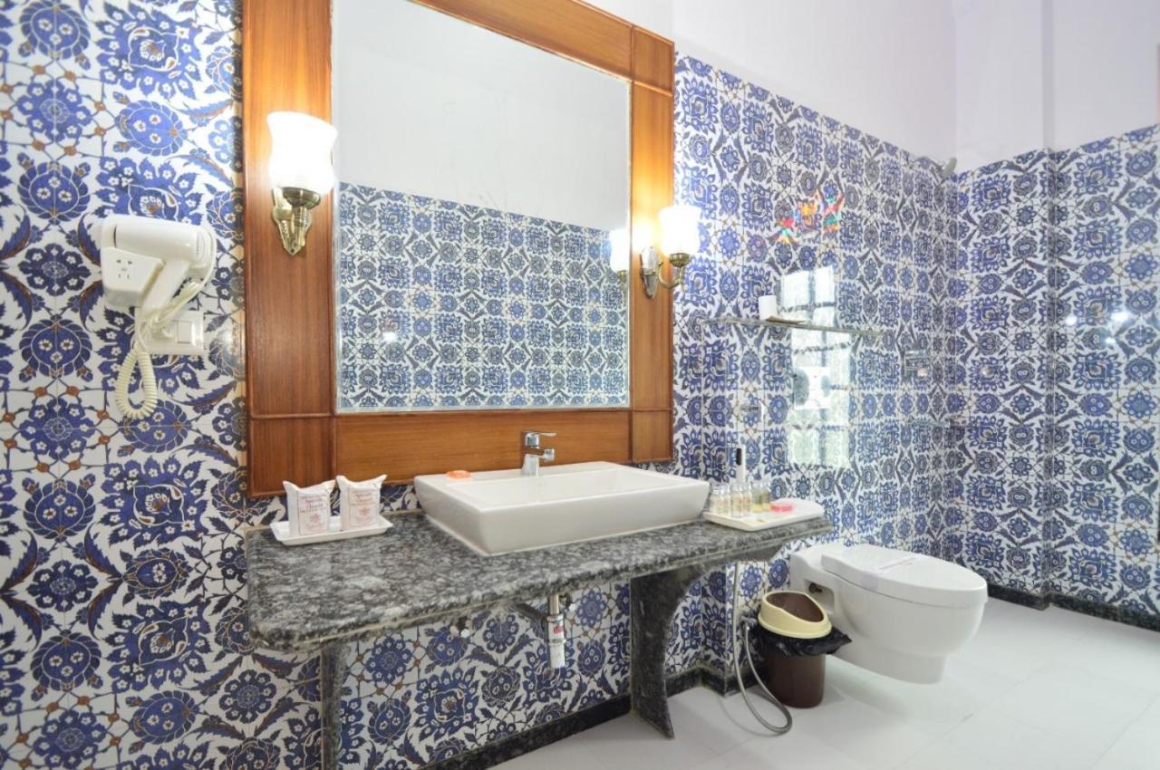 Hotel Aaram Baagh & Agra- By Pachar Group 4*